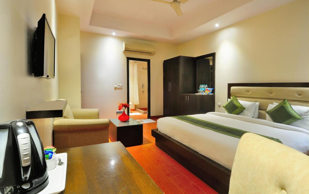 Hotel Aura @Airport Nuova Delhi Esterno foto