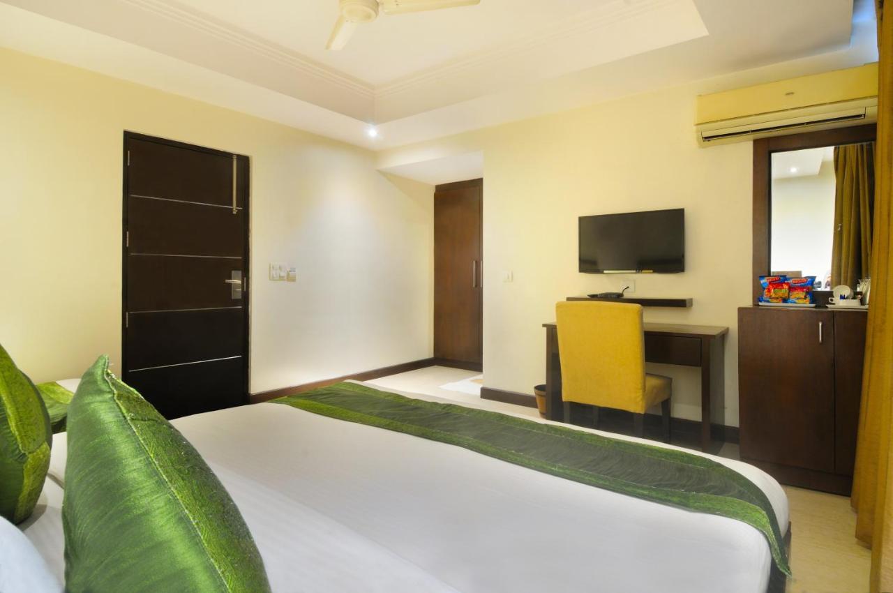 Hotel Aura @Airport Nuova Delhi Esterno foto