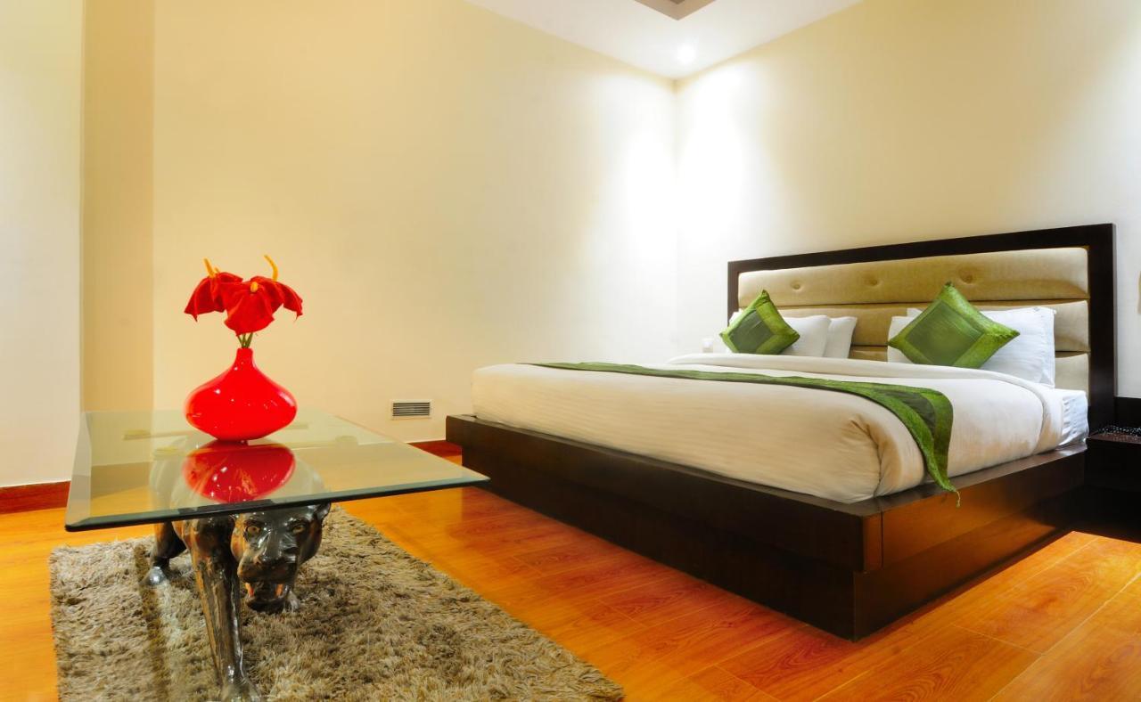 Hotel Aura @Airport Nuova Delhi Esterno foto